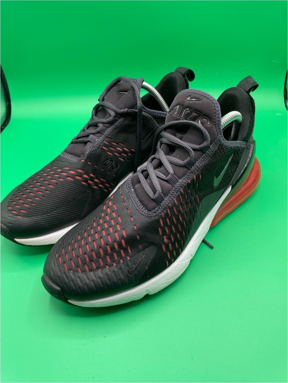 Nike Air Max 270 Black and Habanero Red - Picture 4 of 4